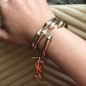Arrow gold bracelets